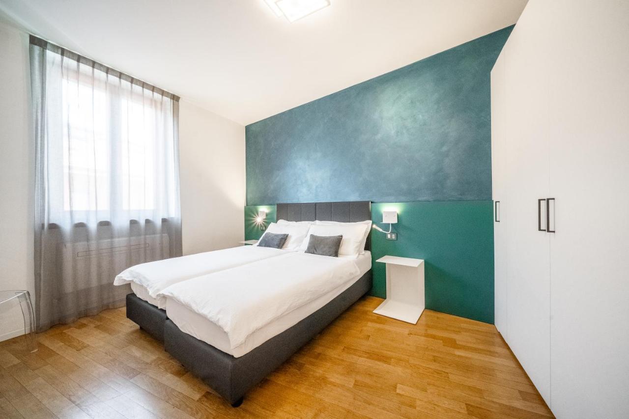 Appartamenti Vasco Renna Surf Center Torbole Sul Garda Luaran gambar